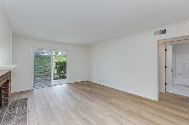 2116 Hobbs Rd #N3, Nashville, TN 37215