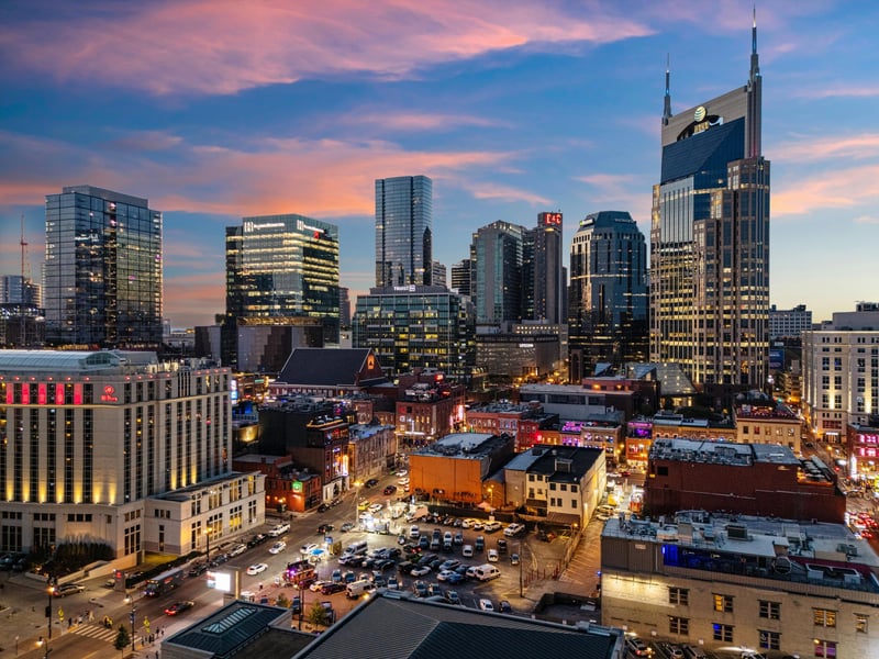 301 Demonbreun St #1418, Nashville, TN 37201