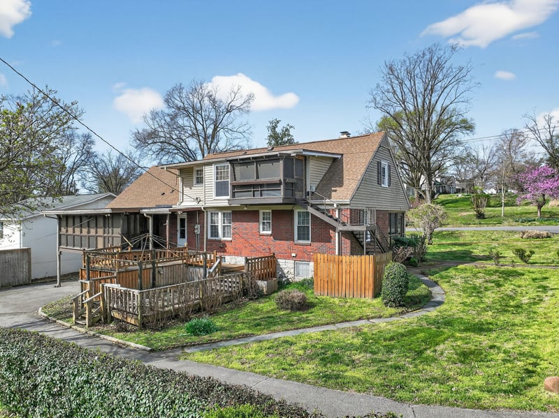 841 Sutton Hill Rd, Nashville, TN 37204