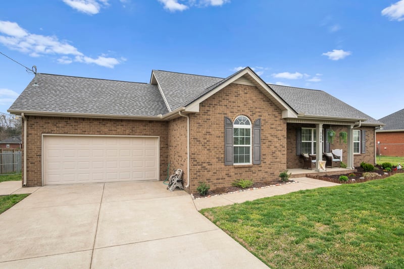 3306 Barretts Ridge Dr, Murfreesboro, TN 37130