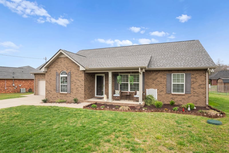 3306 Barretts Ridge Dr, Murfreesboro, TN 37130