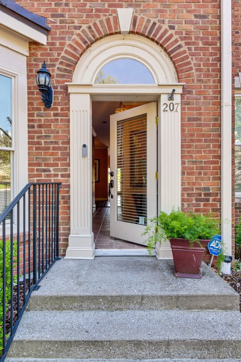 207 Cheswick Ct, Nashville, TN 37215