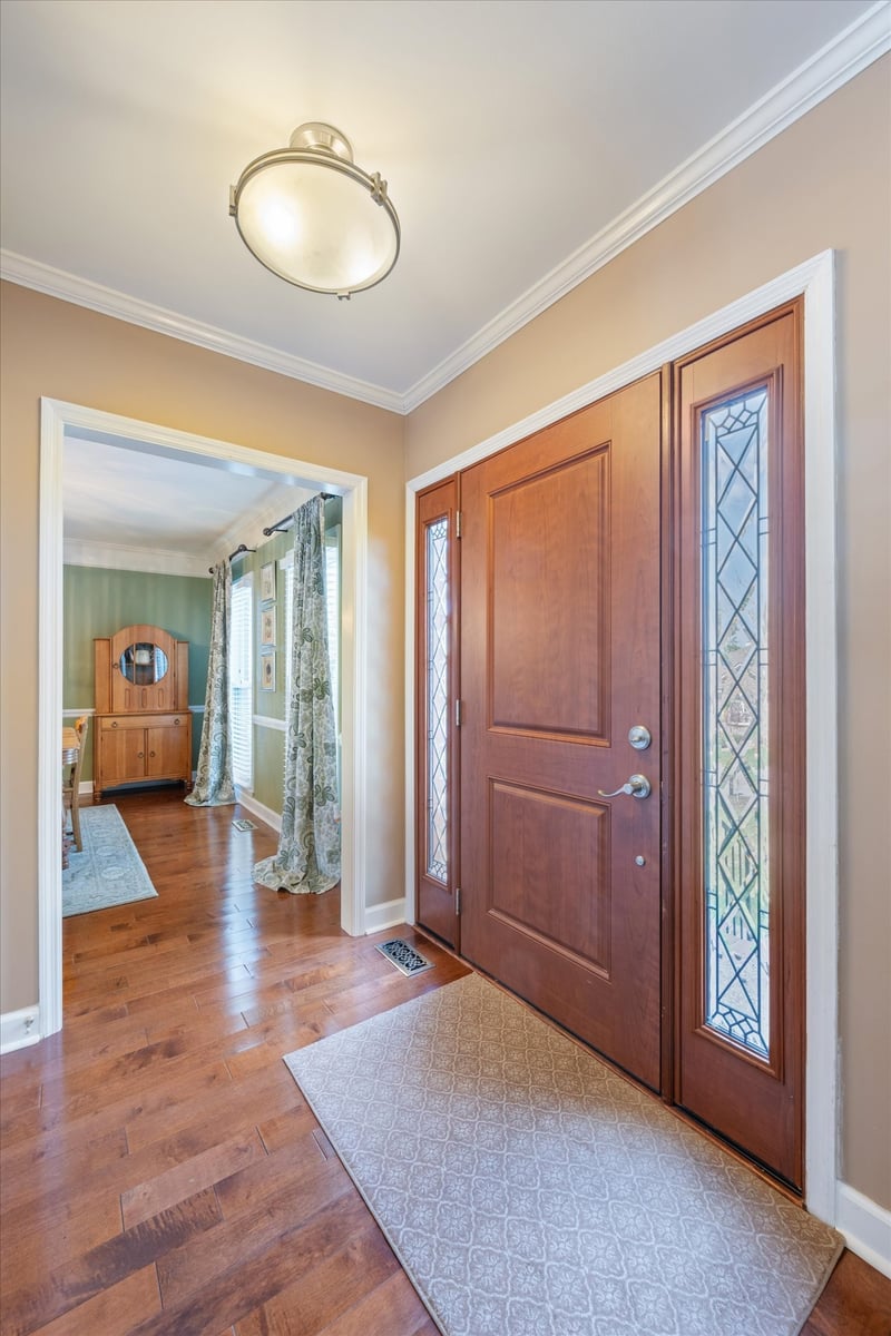 7444 River Bend Cir, Nashville, TN 37221