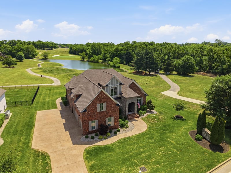 307 Five Oaks Blvd, Lebanon, TN 37087