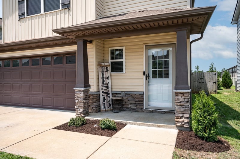 1825 Warmingfield Dr, Murfreesboro, TN 37127