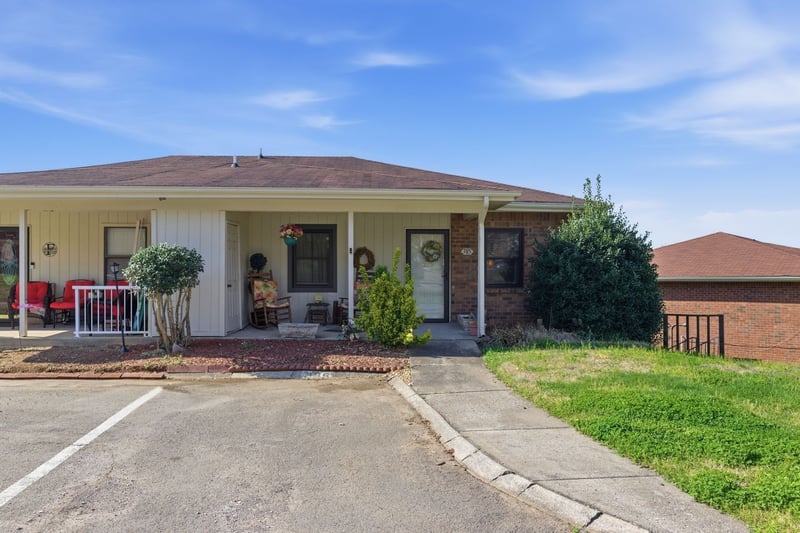 385 Deer Lake Dr #385, Nashville, TN 37221