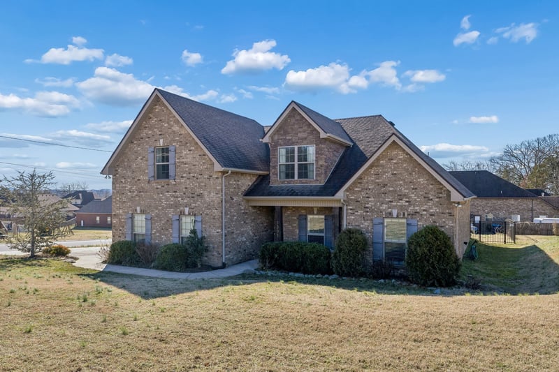 1301 Rivercrest Dr, Murfreesboro, TN 37129
