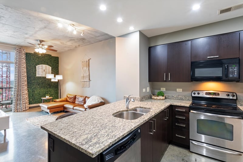 1510 Demonbreun St #706, Nashville, TN 37203