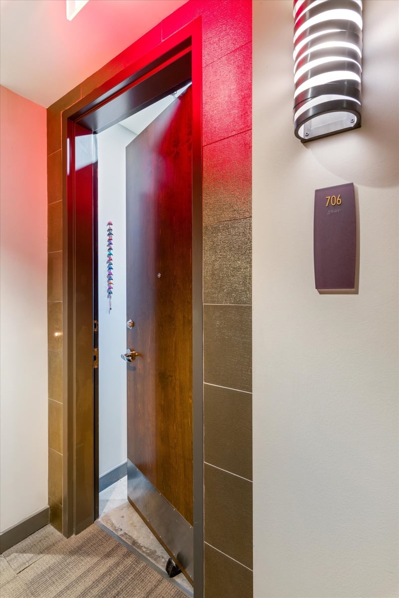 1510 Demonbreun St #706, Nashville, TN 37203