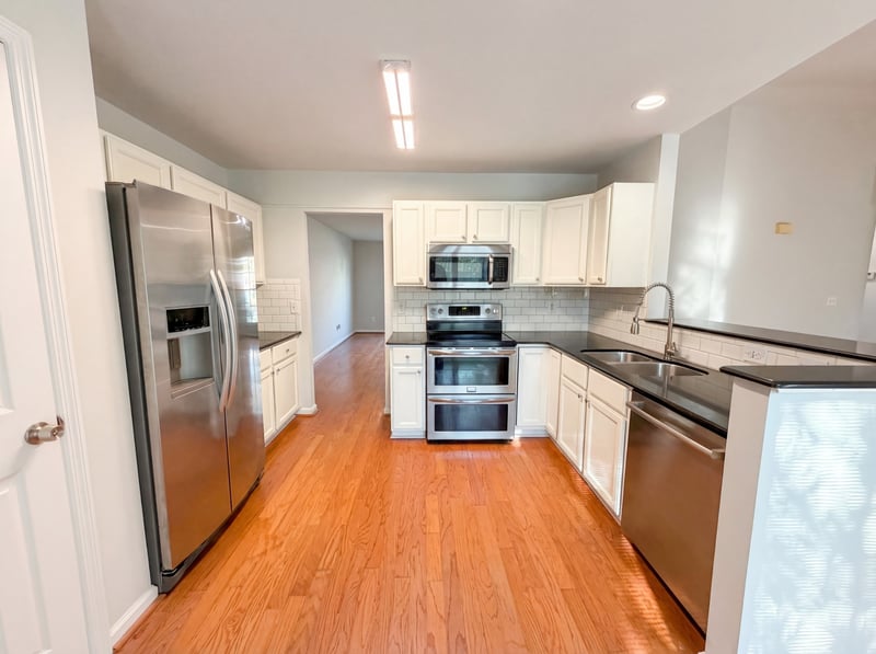 2416 Bayview Dr, Nashville, TN 37217