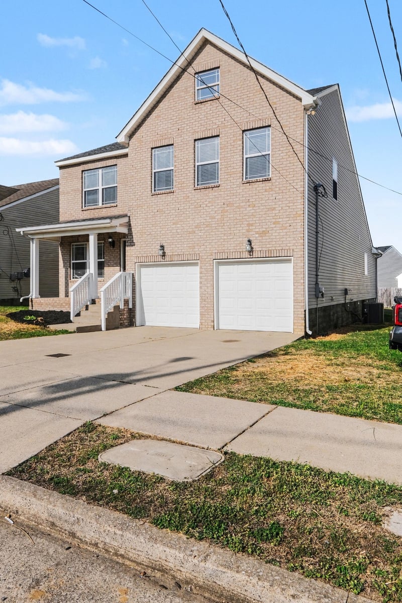 313 Schoolhouse Ct, Antioch, TN 37013