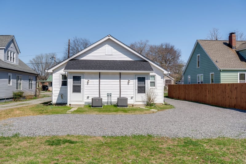 131 E Park Ave, Gallatin, TN 37066