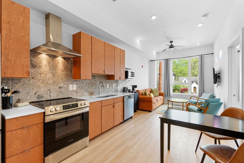 1310 Lischey Ave #203, Nashville, TN 37207