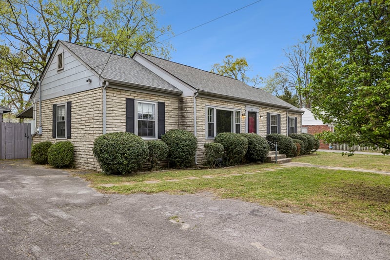 1311 N Tennessee Blvd, Murfreesboro, TN 37130