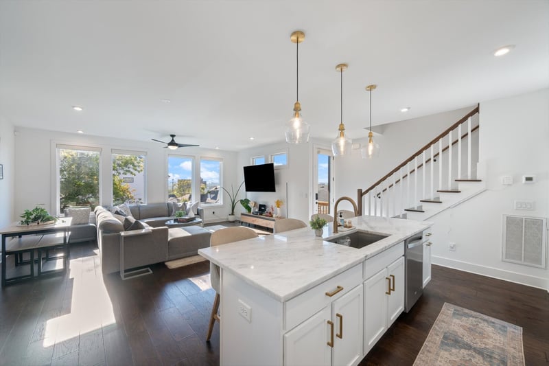 3108B Curtis St, Nashville, TN 37218