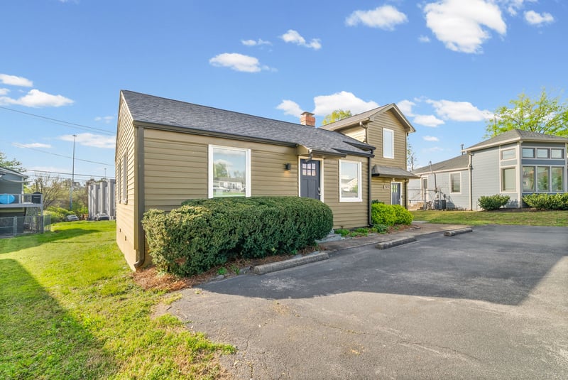 2809 Azalea Pl, Nashville, TN 37204