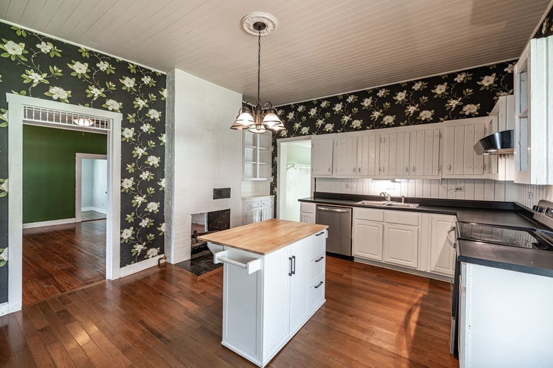 2366 Highland Ave, Goodlettsville, TN 37072