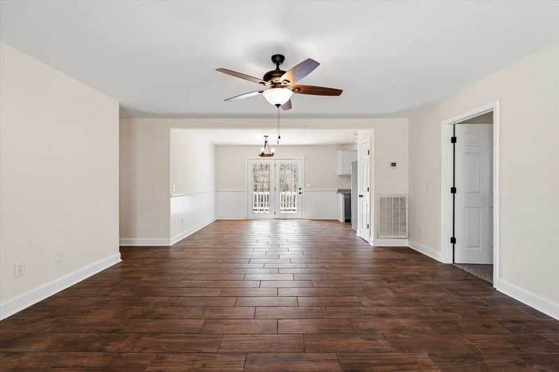 2789 Highway 12 , Chapmansboro, TN 37035