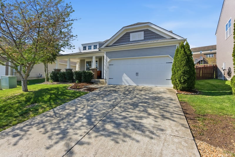 736 Gloucester Ln, Nashville, TN 37221