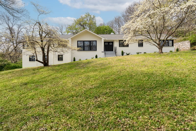 6612 Fox Hollow Rd, Nashville, TN 37205