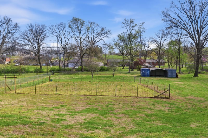 417 Cottonwood Dr, Nashville, TN 37214