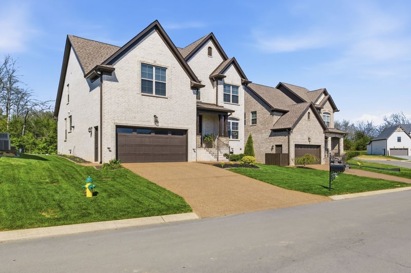 706 Brooke Cv, Mount Juliet, TN 37122