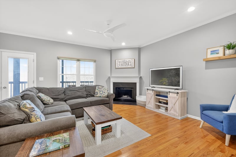 8199 Coley Davis Rd, Nashville, TN 37221