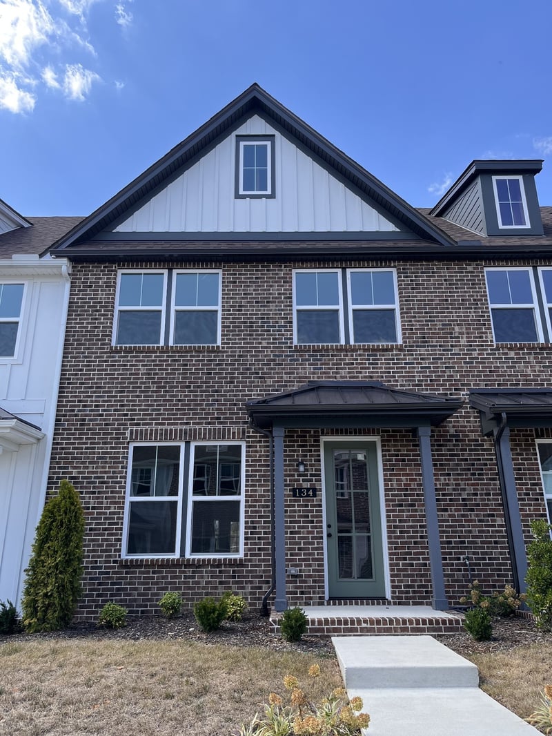 134 Valentine Aly, Nashville, TN 37218