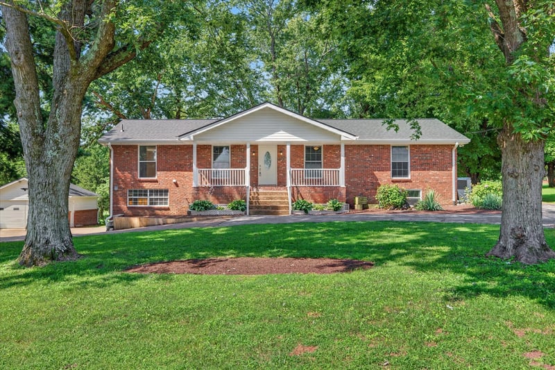 1105 Browndale Ct, Nashville, TN 37207