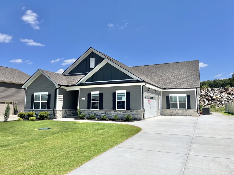 2614 Unitas Dr W, Murfreesboro, TN 37129