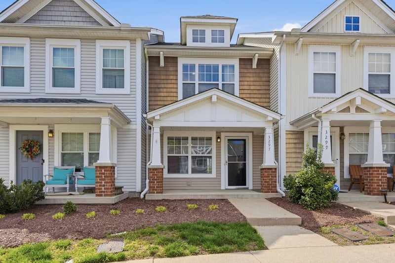 3297 Harpeth Springs Dr, Nashville, TN 37221