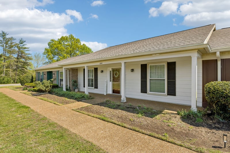 1044 Todd Preis Dr, Nashville, TN 37221