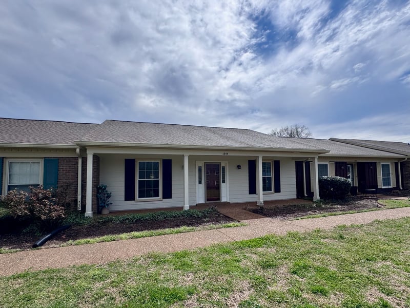 1044 Todd Preis Dr, Nashville, TN 37221