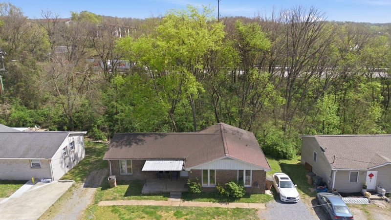 6507 Thunderbird Dr, Nashville, TN 37209