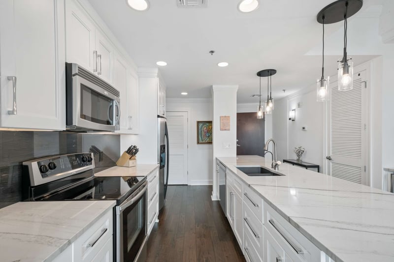 415 Church St #2112, Nashville, TN 37219