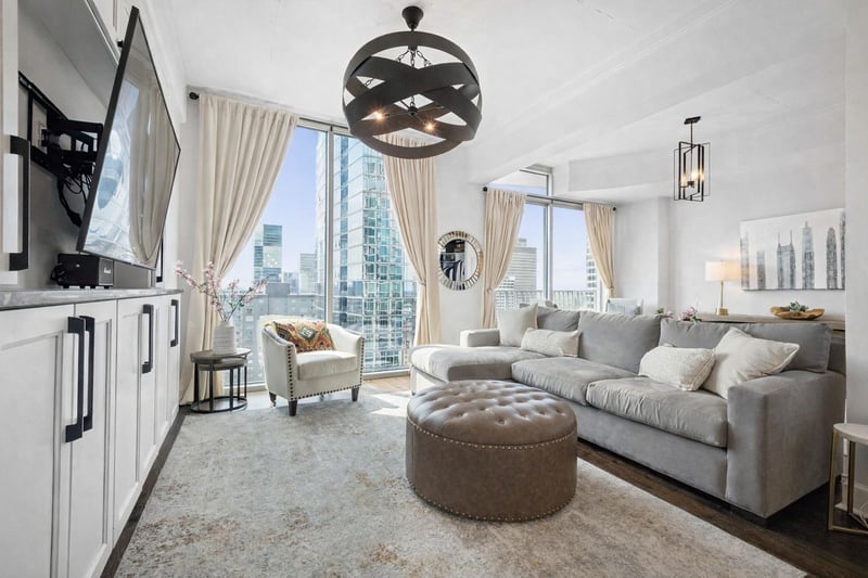 415 Church St #2112, Nashville, TN 37219