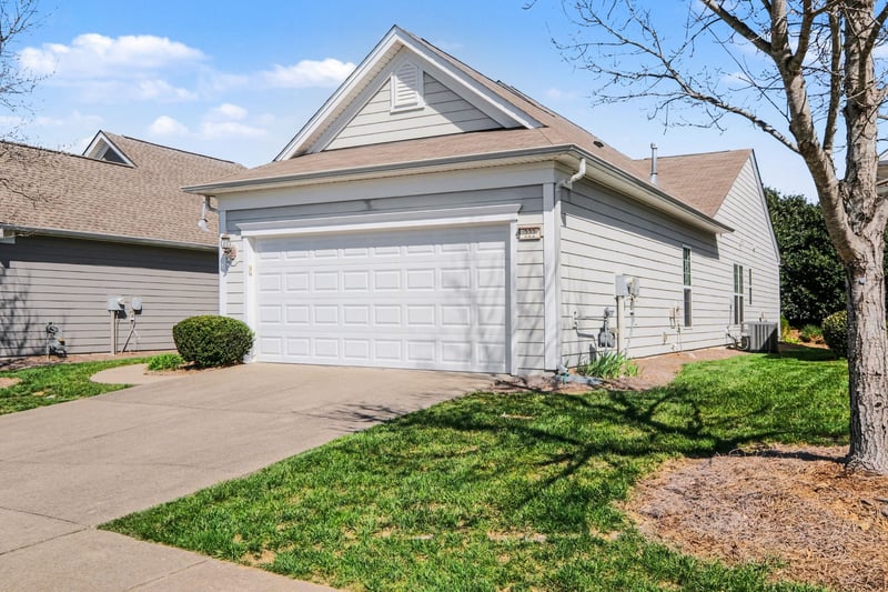 220 Old Towne Dr, Mount Juliet, TN 37122