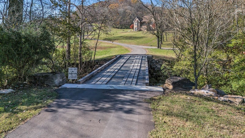 7522 River Road Pike, Nashville, TN 37209