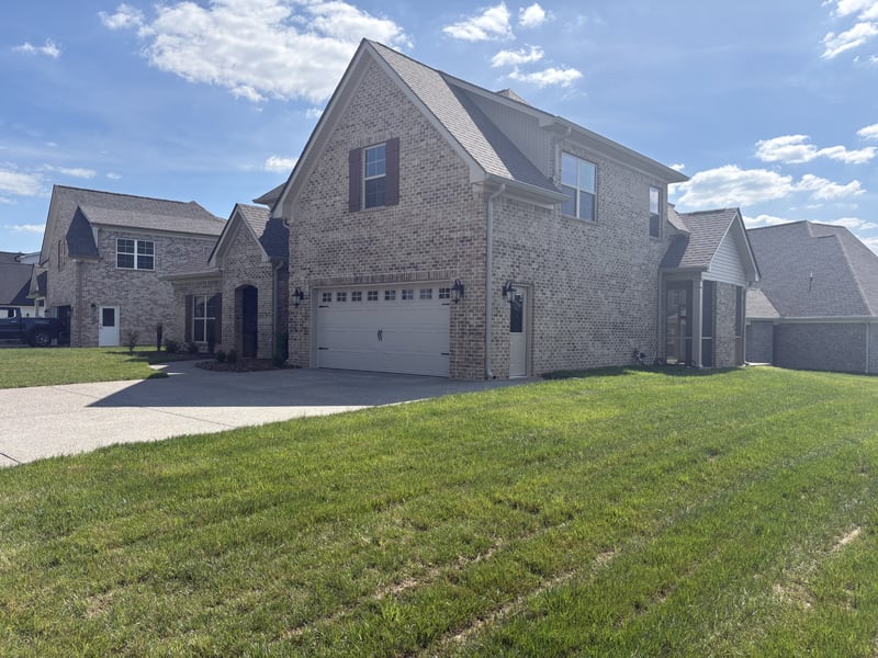 927 Licinius Ln, Murfreesboro, TN 37128