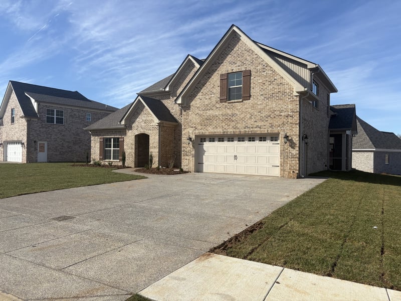 927 Licinius Ln, Murfreesboro, TN 37128