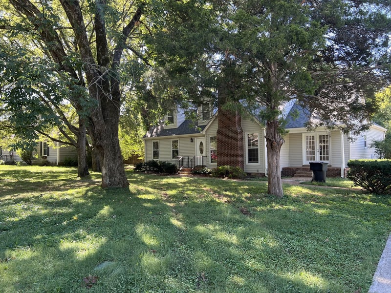 1518 Belle Oaks Dr, Murfreesboro, TN 37130