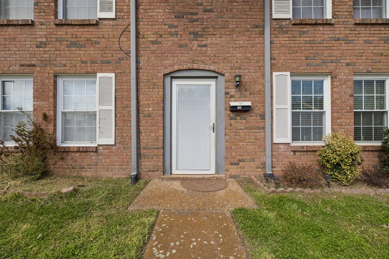 5510 Country Dr #108, Nashville, TN 37211