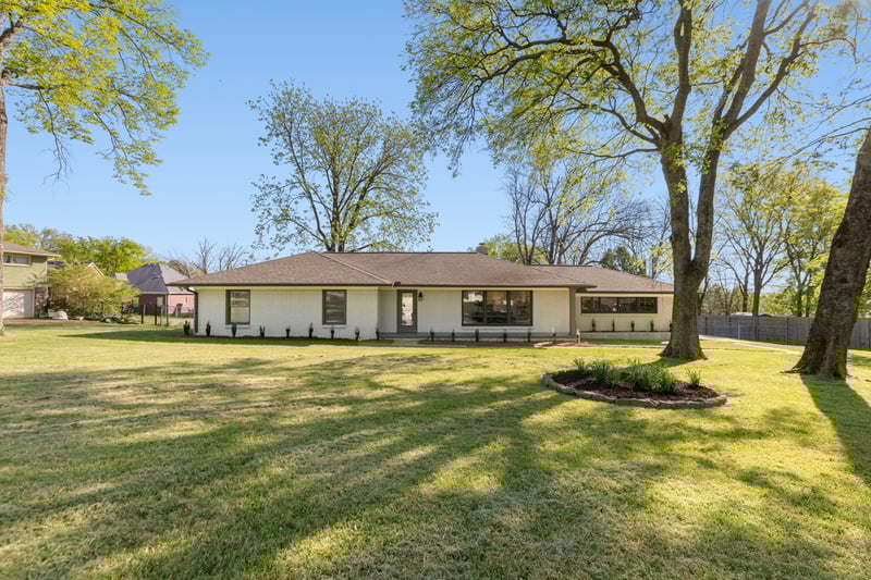 305 Shepherd Hills Dr, Madison, TN 37115