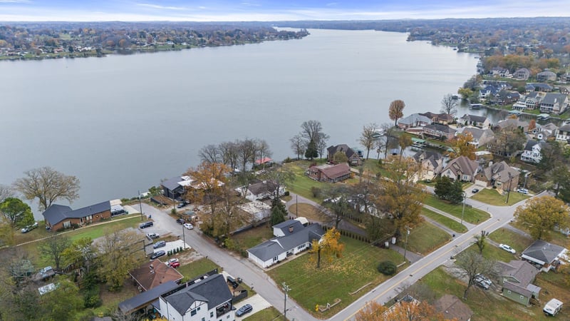 405 30th St, Old Hickory, TN 37138