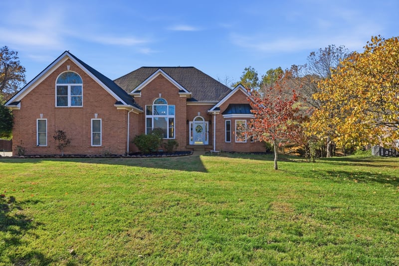 152 Covington Bnd, White House, TN 37188