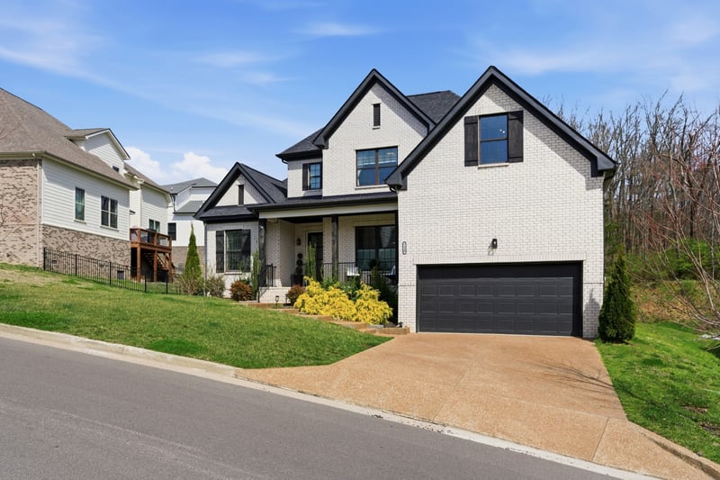 7220 Still Spring Hollow Dr, Nashville, TN 37221