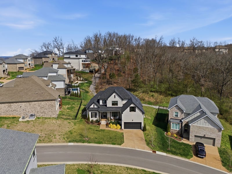 7220 Still Spring Hollow Dr, Nashville, TN 37221