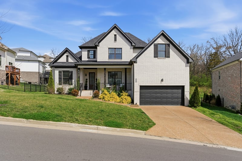 7220 Still Spring Hollow Dr, Nashville, TN 37221