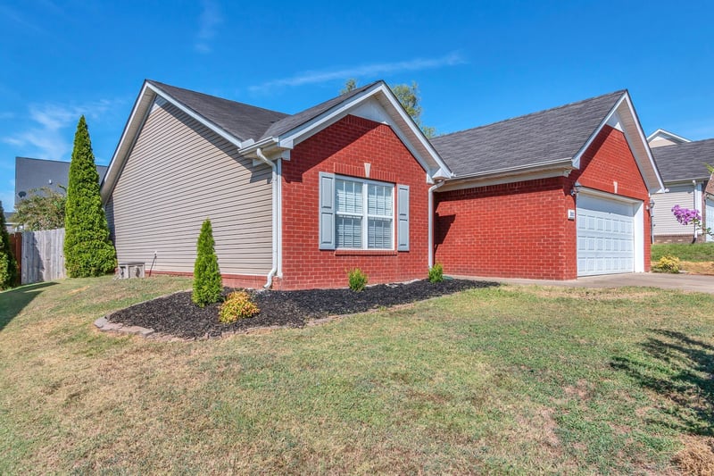 2032 Red Jacket Trce, Spring Hill, TN 37174