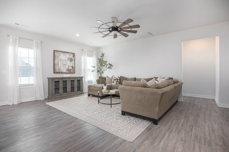 1610 Lila Dr, Murfreesboro, TN 37128